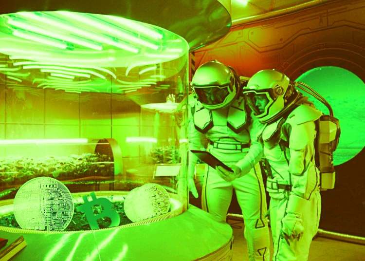 Featured Image: Shutterstock/FrameStockFootages

12.5.25
4.6.2023
3.14.22