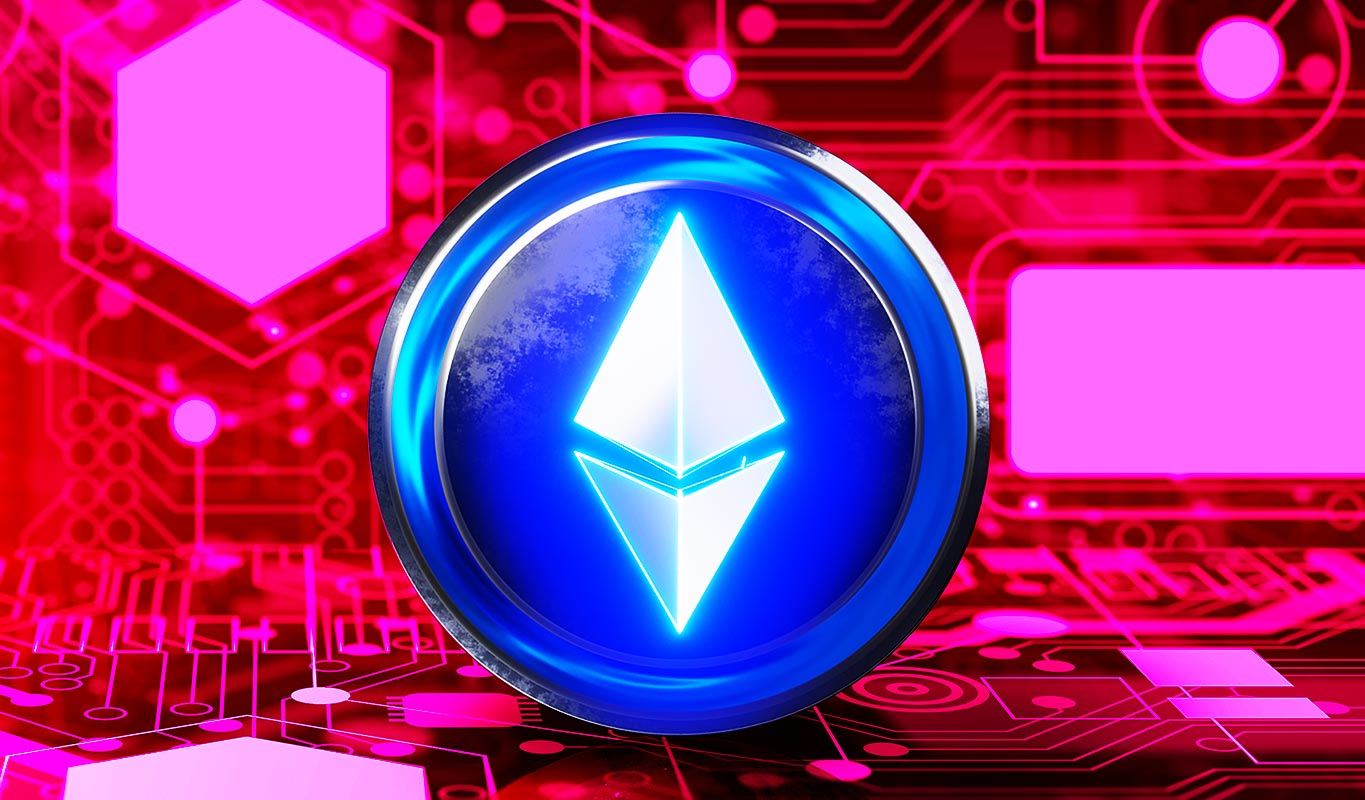 Analyst Says Ethereum Massive Bullish Reversal Signal Flashing, Updates Forecast on Bitcoin and One Low-Cap Altcoin